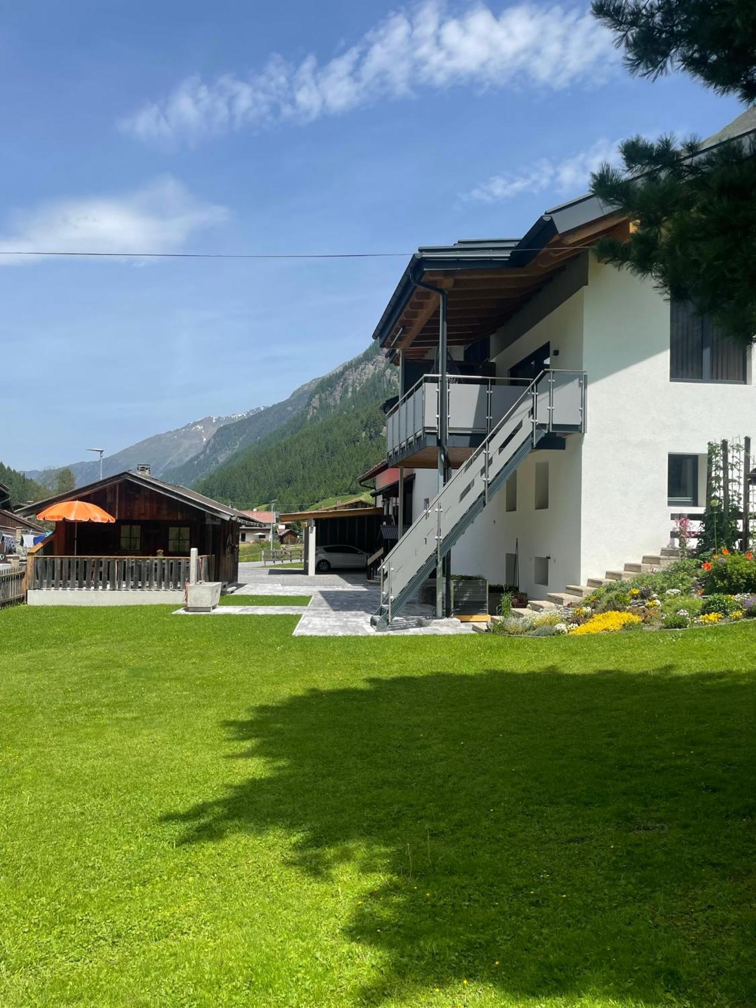 Apart Luibisblick Sankt Leonhard im Pitztal Exteriör bild